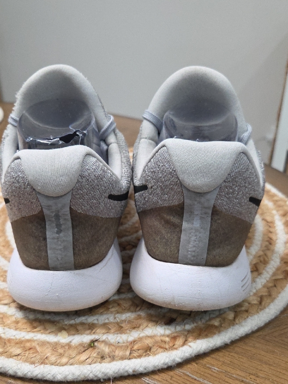 Nike Lunar Epic Low Flyknit 2 Womans Running Shoes, Size 11 - Picture 7 of 12